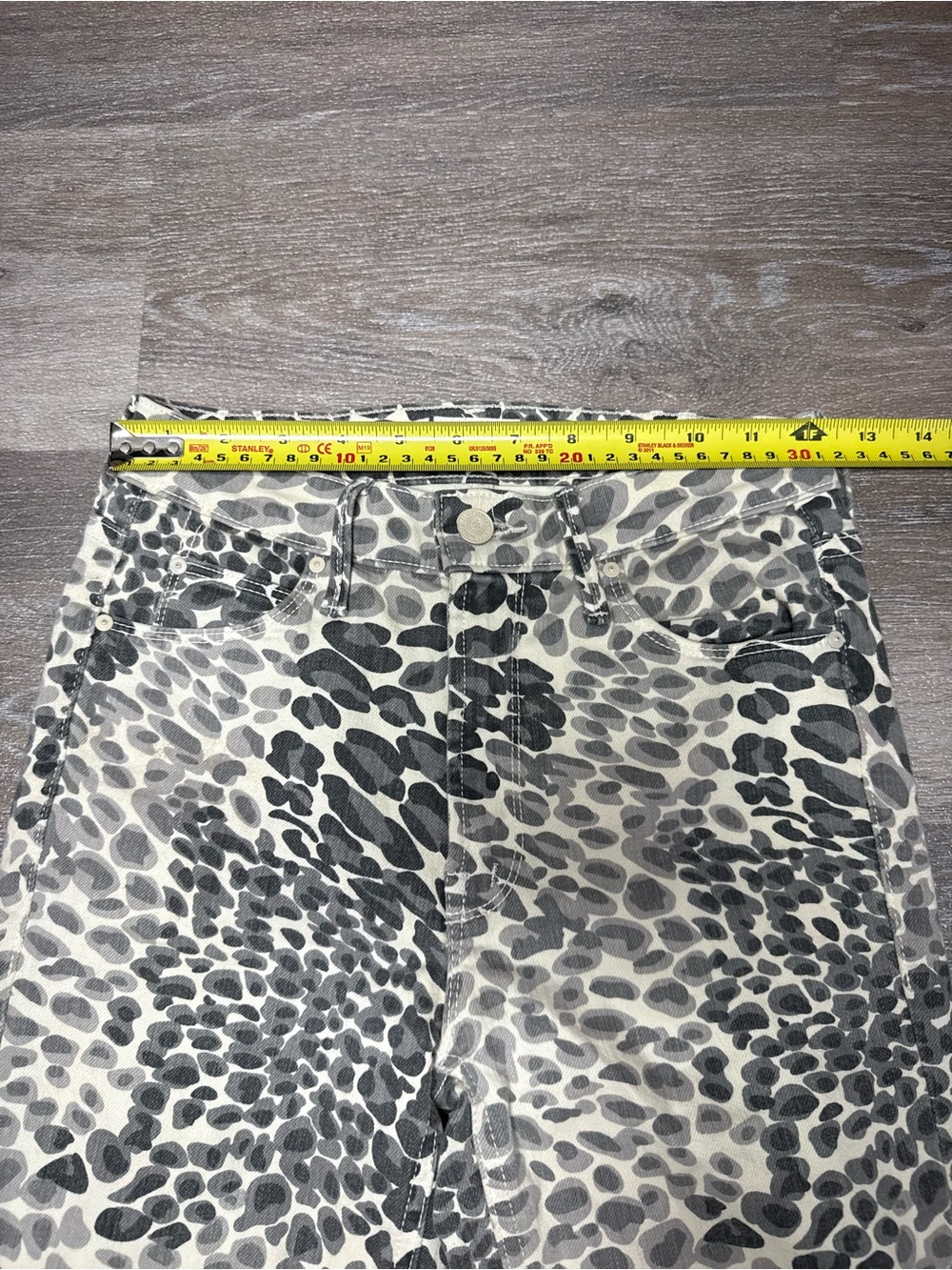 MOTHER The Dazzler Ankle Mid Rise Slim Straight Jeans Shadow Leopard Print 24 - Picture 6 of 8